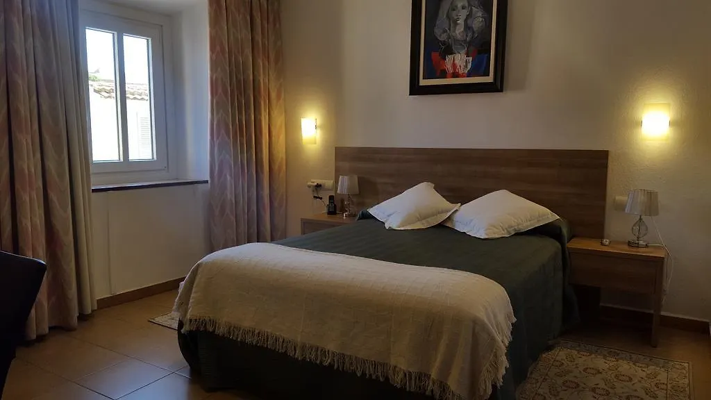 Hotel La Residencia Cadaqués 2*,